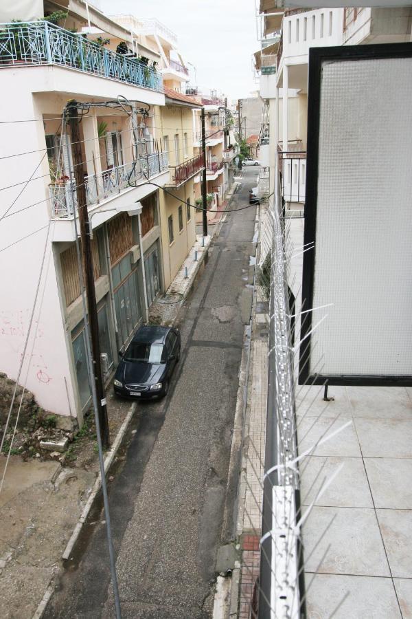 ρήγας: όμορφα στο μεσολόγγι, β2 *